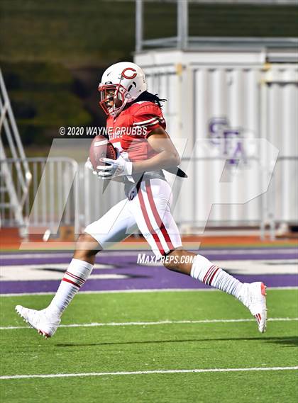 Thumbnail 1 in Silsbee vs. Carthage (UIL 4A D2 Area Round) photogallery.