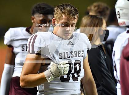 Thumbnail 2 in Silsbee vs. Carthage (UIL 4A D2 Area Round) photogallery.