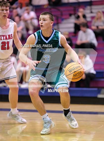 Thumbnail 2 in Irvine vs Tesoro (Orange County North/South Challenge) photogallery.