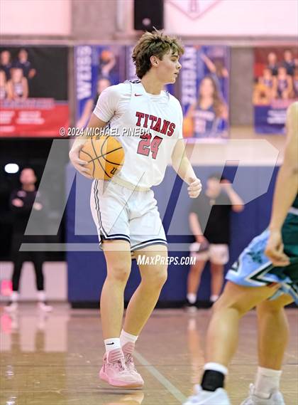 Thumbnail 2 in Irvine vs Tesoro (Orange County North/South Challenge) photogallery.