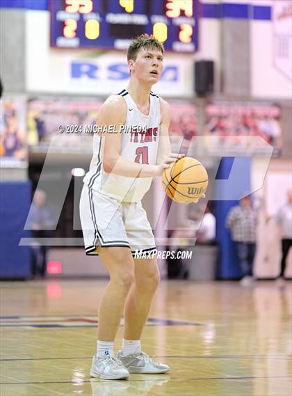 Thumbnail 3 in Irvine vs Tesoro (Orange County North/South Challenge) photogallery.