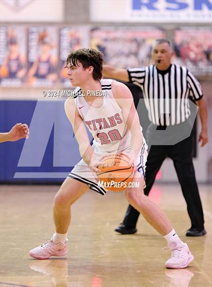 Thumbnail 1 in Irvine vs Tesoro (Orange County North/South Challenge) photogallery.