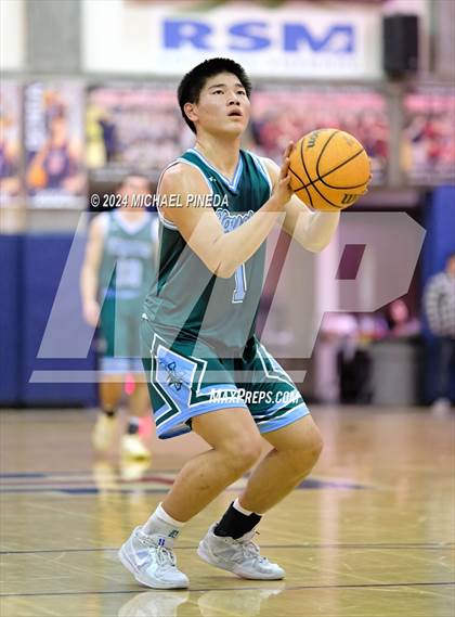 Thumbnail 1 in Irvine vs Tesoro (Orange County North/South Challenge) photogallery.