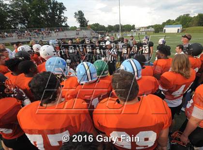 Thumbnail 3 in Tennessee vs. Georgia (All-Star Football Game) photogallery.