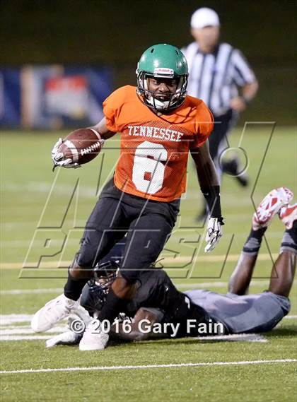 Thumbnail 2 in Tennessee vs. Georgia (All-Star Football Game) photogallery.