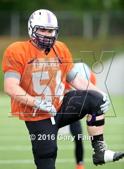 Thumbnail 1 in Tennessee vs. Georgia (All-Star Football Game) photogallery.