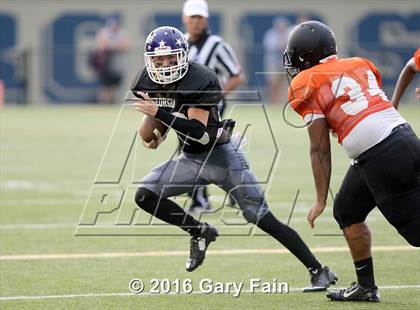 Thumbnail 3 in Tennessee vs. Georgia (All-Star Football Game) photogallery.