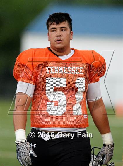 Thumbnail 3 in Tennessee vs. Georgia (All-Star Football Game) photogallery.