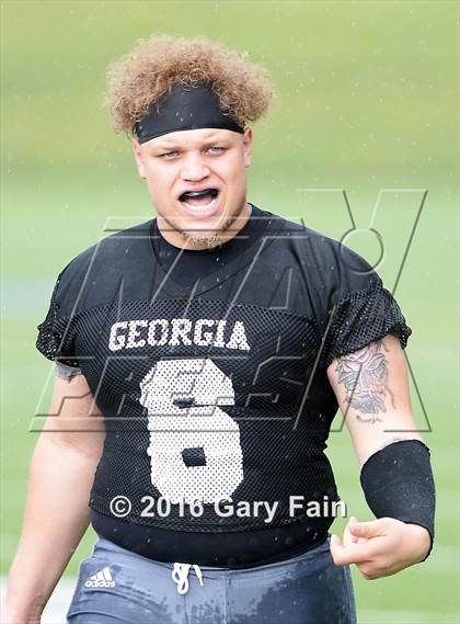 Thumbnail 1 in Tennessee vs. Georgia (All-Star Football Game) photogallery.