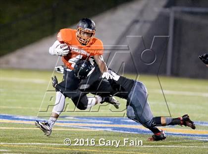 Thumbnail 1 in Tennessee vs. Georgia (All-Star Football Game) photogallery.