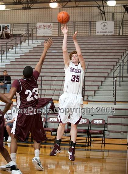 Thumbnail 2 in Cinco Ranch vs. Kempner (McDonald's Invitational) photogallery.