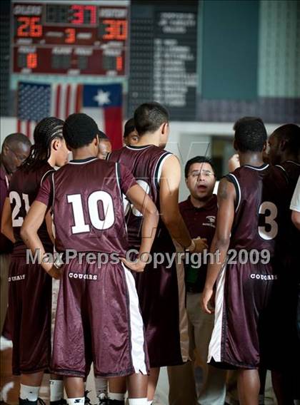 Thumbnail 3 in Cinco Ranch vs. Kempner (McDonald's Invitational) photogallery.