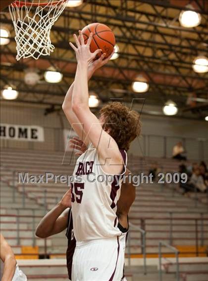 Thumbnail 2 in Cinco Ranch vs. Kempner (McDonald's Invitational) photogallery.