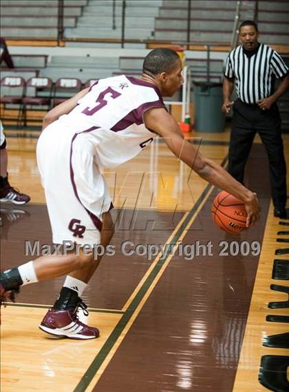 Thumbnail 2 in Cinco Ranch vs. Kempner (McDonald's Invitational) photogallery.