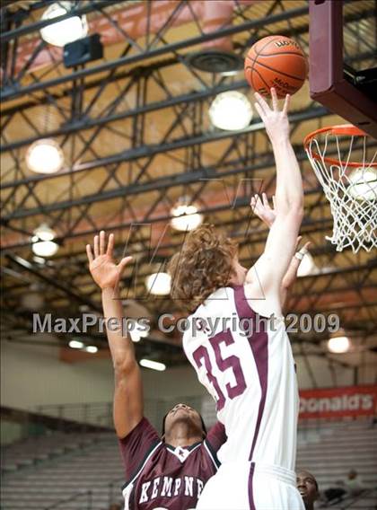Thumbnail 3 in Cinco Ranch vs. Kempner (McDonald's Invitational) photogallery.