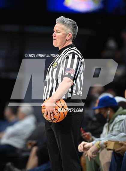 Thumbnail 3 in Harvard-Westlake @ Colfax (CIF State D2 Final) photogallery.