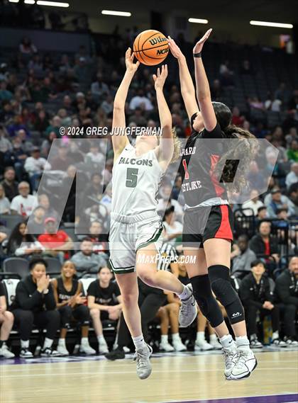 Thumbnail 2 in Harvard-Westlake @ Colfax (CIF State D2 Final) photogallery.