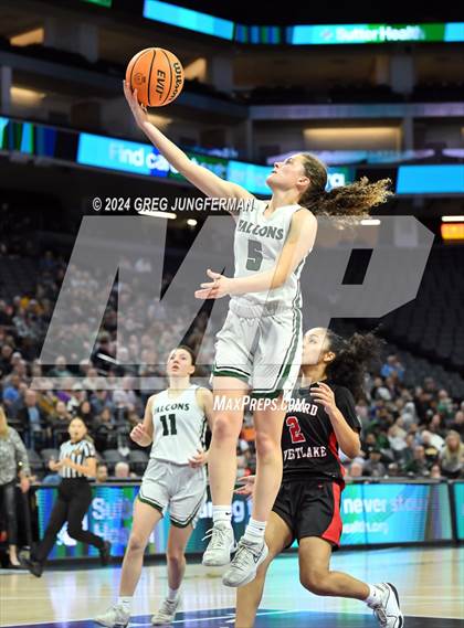 Thumbnail 3 in Harvard-Westlake @ Colfax (CIF State D2 Final) photogallery.