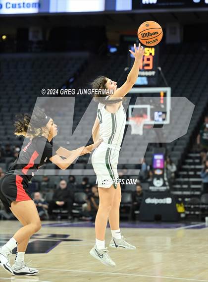 Thumbnail 3 in Harvard-Westlake @ Colfax (CIF State D2 Final) photogallery.