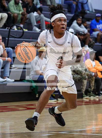 Thumbnail 2 in Westminster Academy vs Palm Beach Central (Sunshine State Preseason Classic) photogallery.