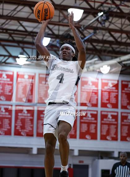 Thumbnail 1 in Westminster Academy vs Palm Beach Central (Sunshine State Preseason Classic) photogallery.