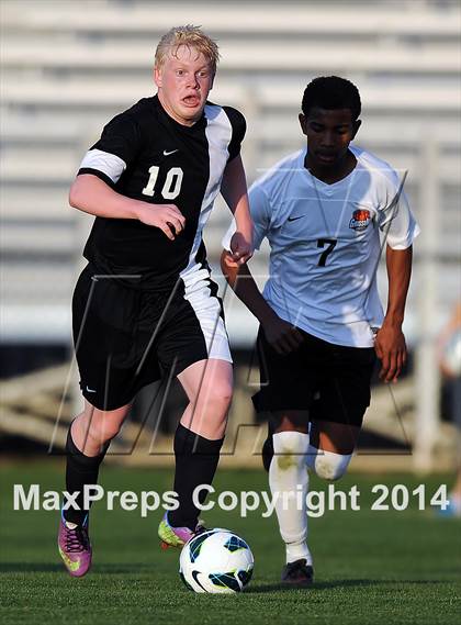 Thumbnail 3 in Grissom vs. Houston (Southern Soccer Challenge) photogallery.