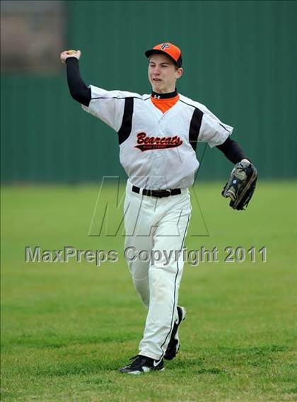 Thumbnail 1 in Bonham vs Pilot Point (Farmersville Tournament) photogallery.