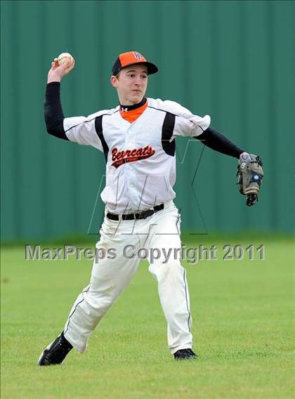 Thumbnail 3 in Bonham vs Pilot Point (Farmersville Tournament) photogallery.