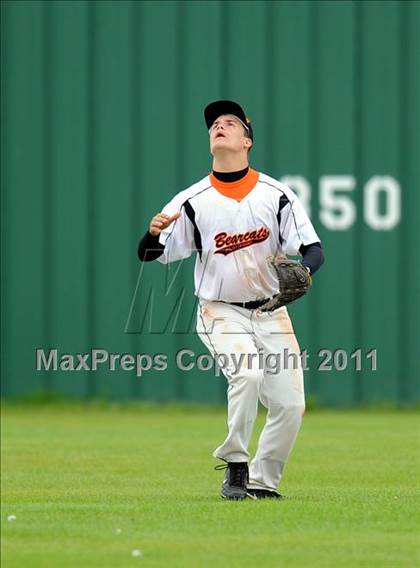 Thumbnail 1 in Bonham vs Pilot Point (Farmersville Tournament) photogallery.