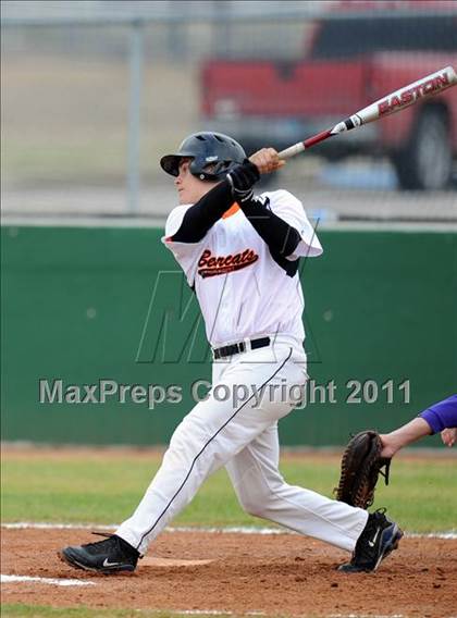 Thumbnail 3 in Bonham vs Pilot Point (Farmersville Tournament) photogallery.