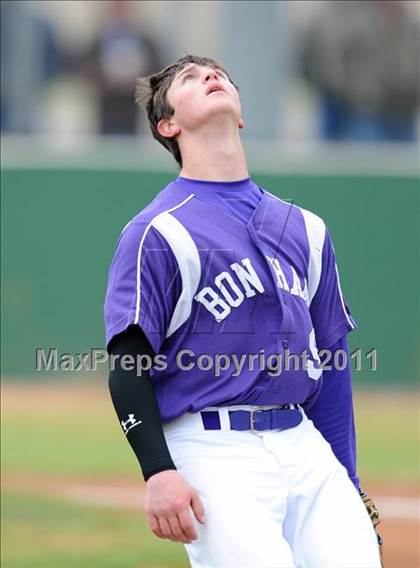 Thumbnail 1 in Bonham vs Pilot Point (Farmersville Tournament) photogallery.