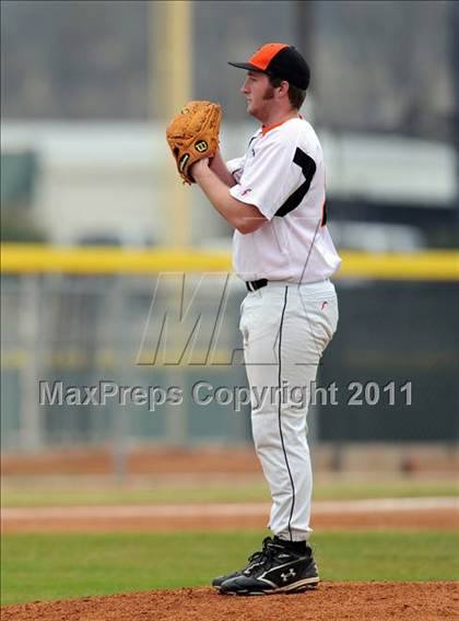 Thumbnail 2 in Bonham vs Pilot Point (Farmersville Tournament) photogallery.