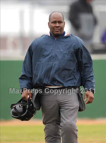 Thumbnail 1 in Bonham vs Pilot Point (Farmersville Tournament) photogallery.