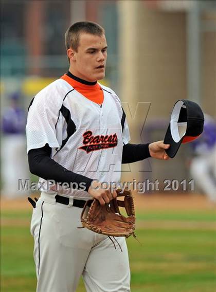 Thumbnail 2 in Bonham vs Pilot Point (Farmersville Tournament) photogallery.
