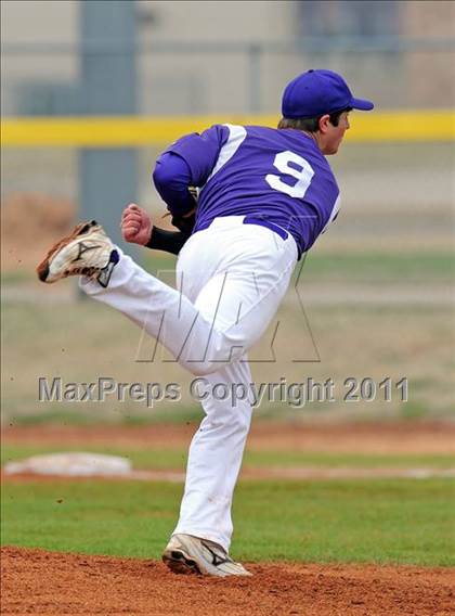 Thumbnail 3 in Bonham vs Pilot Point (Farmersville Tournament) photogallery.