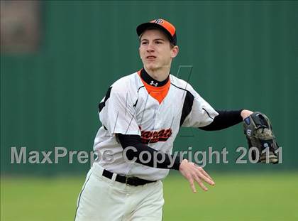 Thumbnail 2 in Bonham vs Pilot Point (Farmersville Tournament) photogallery.