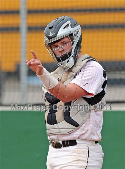 Thumbnail 1 in Bonham vs Pilot Point (Farmersville Tournament) photogallery.