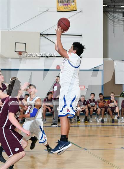 Thumbnail 1 in Claremont vs. Los Altos (Baldwin Park Tournament) photogallery.
