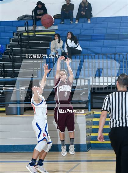 Thumbnail 3 in Claremont vs. Los Altos (Baldwin Park Tournament) photogallery.