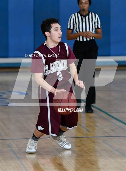Thumbnail 1 in Claremont vs. Los Altos (Baldwin Park Tournament) photogallery.
