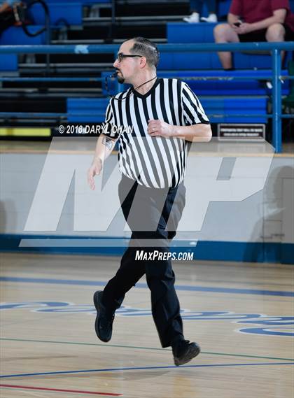 Thumbnail 2 in Claremont vs. Los Altos (Baldwin Park Tournament) photogallery.