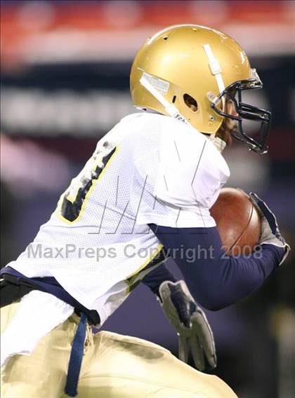 Thumbnail 2 in Hackensack vs. Livingston (NJSIAA North I Group IV Final) photogallery.