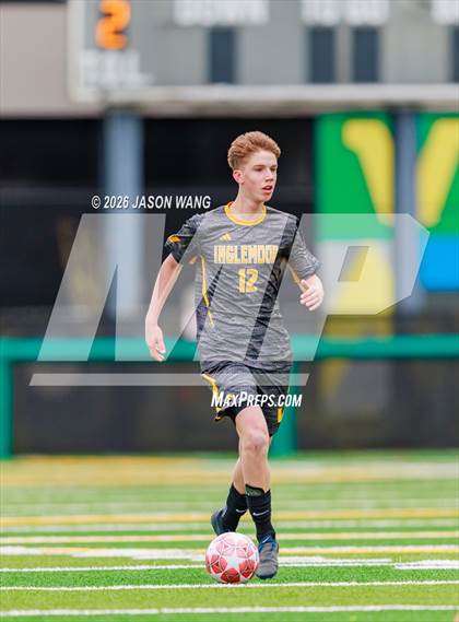 Thumbnail 2 in Bothell vs Inglemoor photogallery.