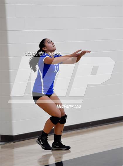 Thumbnail 2 in Riverview vs. Tampa Catholic photogallery.