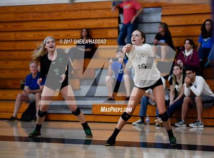 Thumbnail 3 in Riverview vs. Tampa Catholic photogallery.