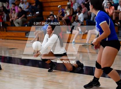 Thumbnail 2 in Riverview vs. Tampa Catholic photogallery.