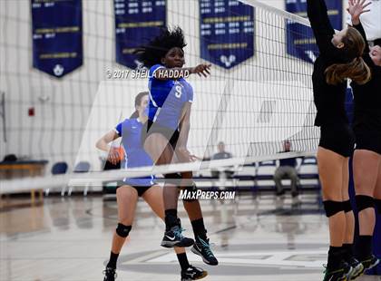 Thumbnail 1 in Riverview vs. Tampa Catholic photogallery.