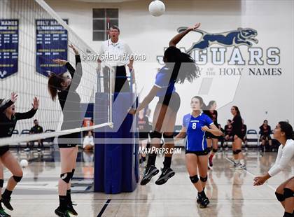 Thumbnail 2 in Riverview vs. Tampa Catholic photogallery.