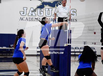 Thumbnail 1 in Riverview vs. Tampa Catholic photogallery.