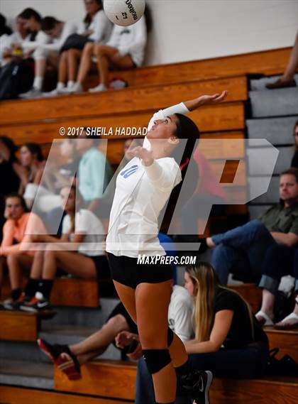 Thumbnail 2 in Riverview vs. Tampa Catholic photogallery.